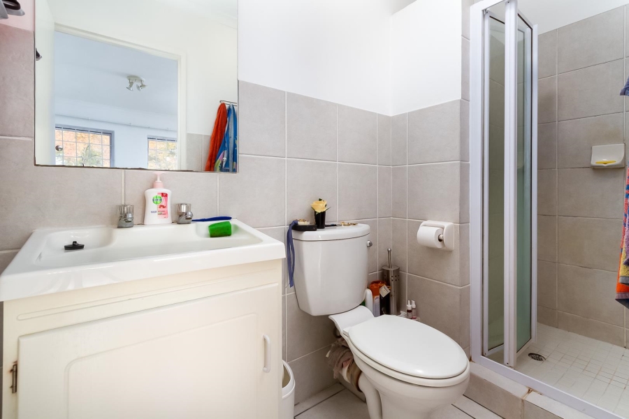 2 Bedroom Property for Sale in Oranjezicht Western Cape